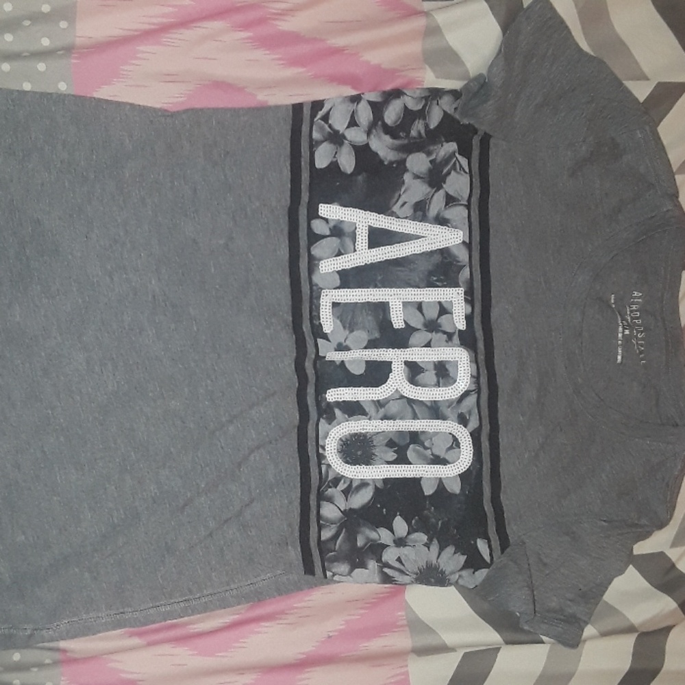 Gray Aeropostal t-shirt